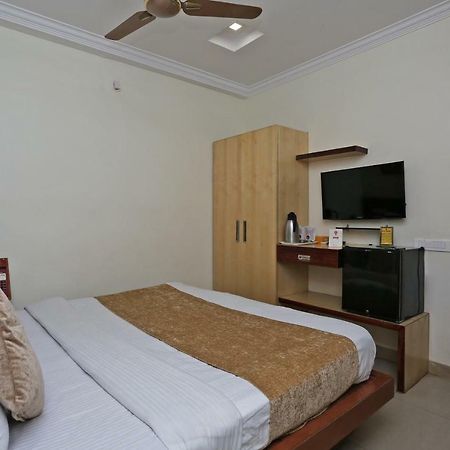 Oyo 3019 Hotel Lingaraj Bhubaneswar Exterior foto